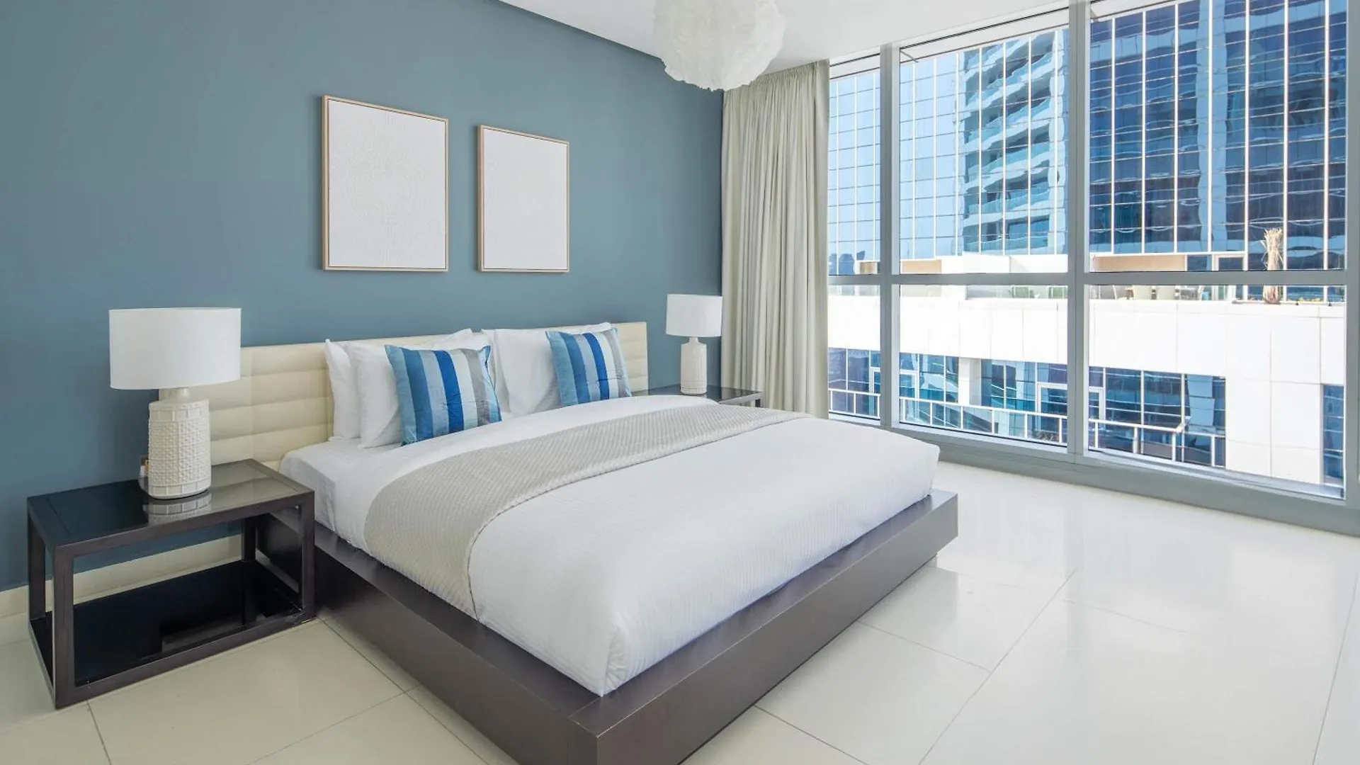 Frank Porter - 23 Marina دبي الإمارات العربية المتحدة