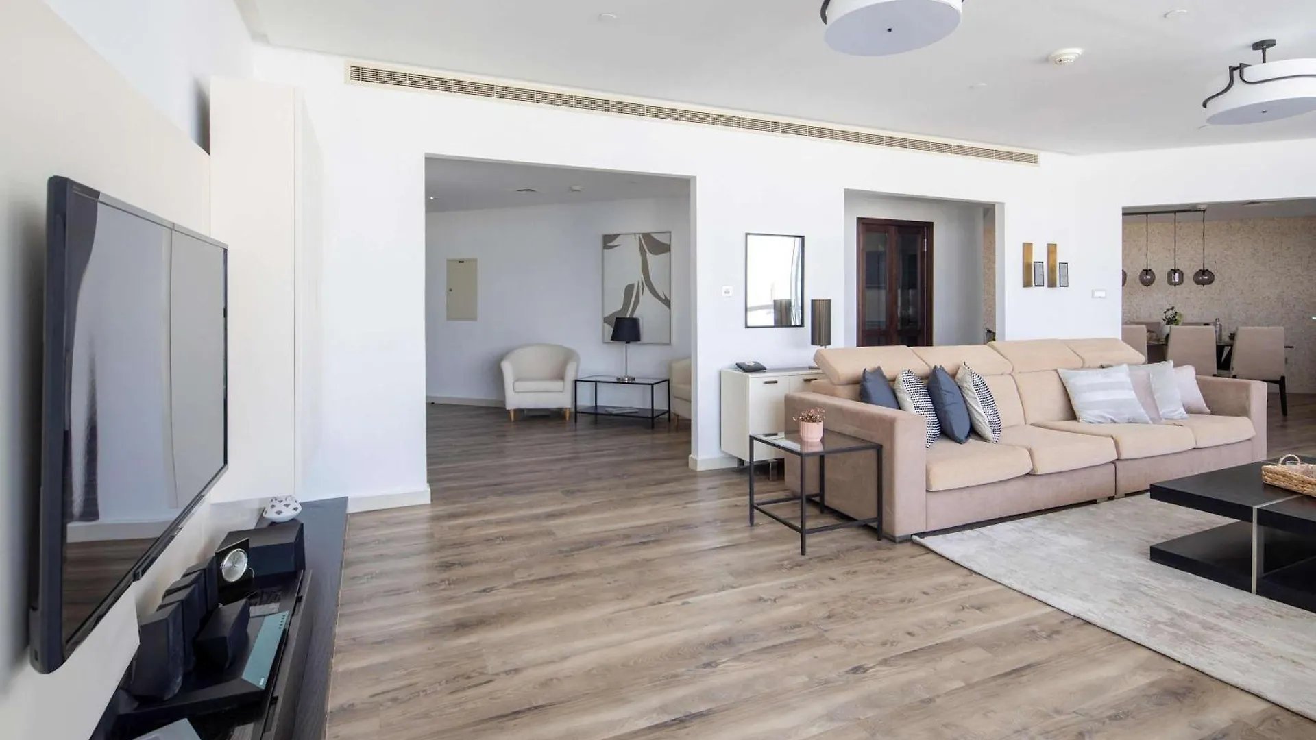Frank Porter - 23 Marina دبي الإمارات العربية المتحدة