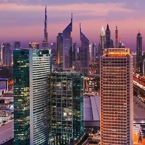 شقة فندقية جميرا ليفنج بالمركز التجاري العالمي, دبي